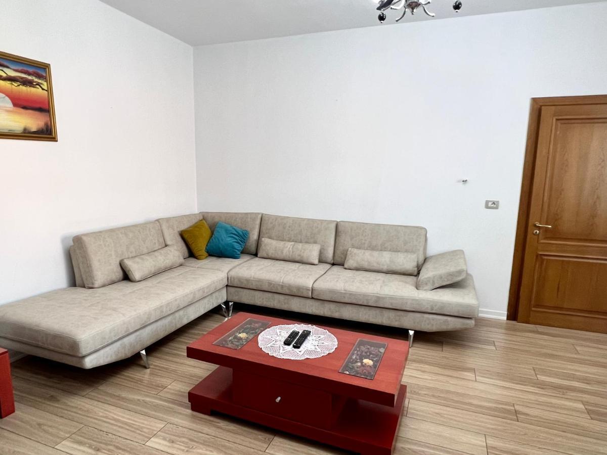 Comfort Home-Apartment Tirana Bagian luar foto