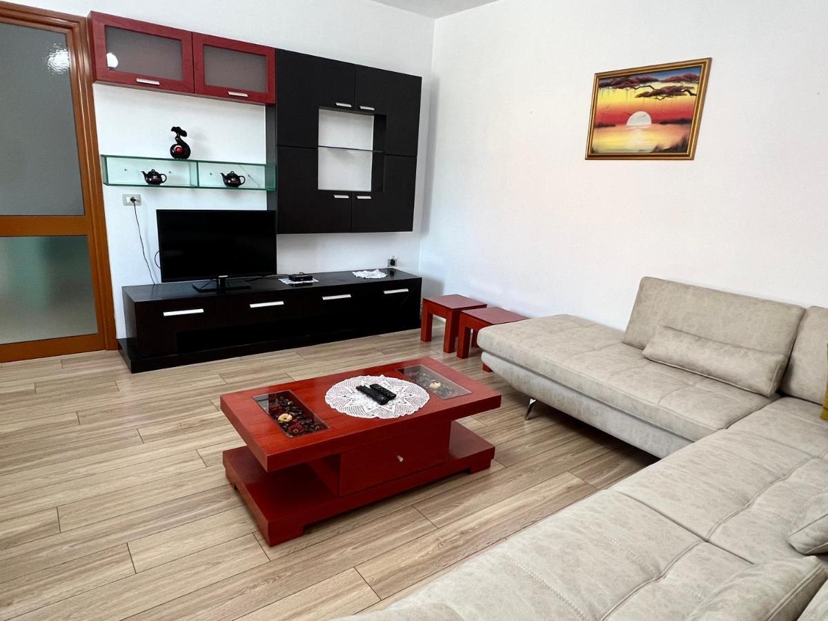 Comfort Home-Apartment Tirana Bagian luar foto