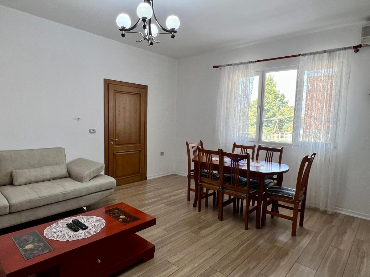 Comfort Home-Apartment Tirana Bagian luar foto