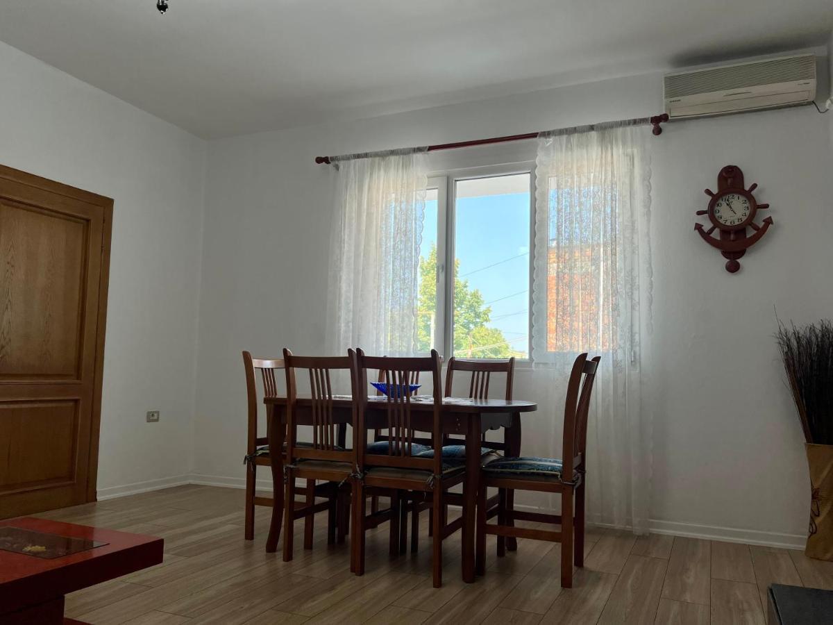 Comfort Home-Apartment Tirana Bagian luar foto