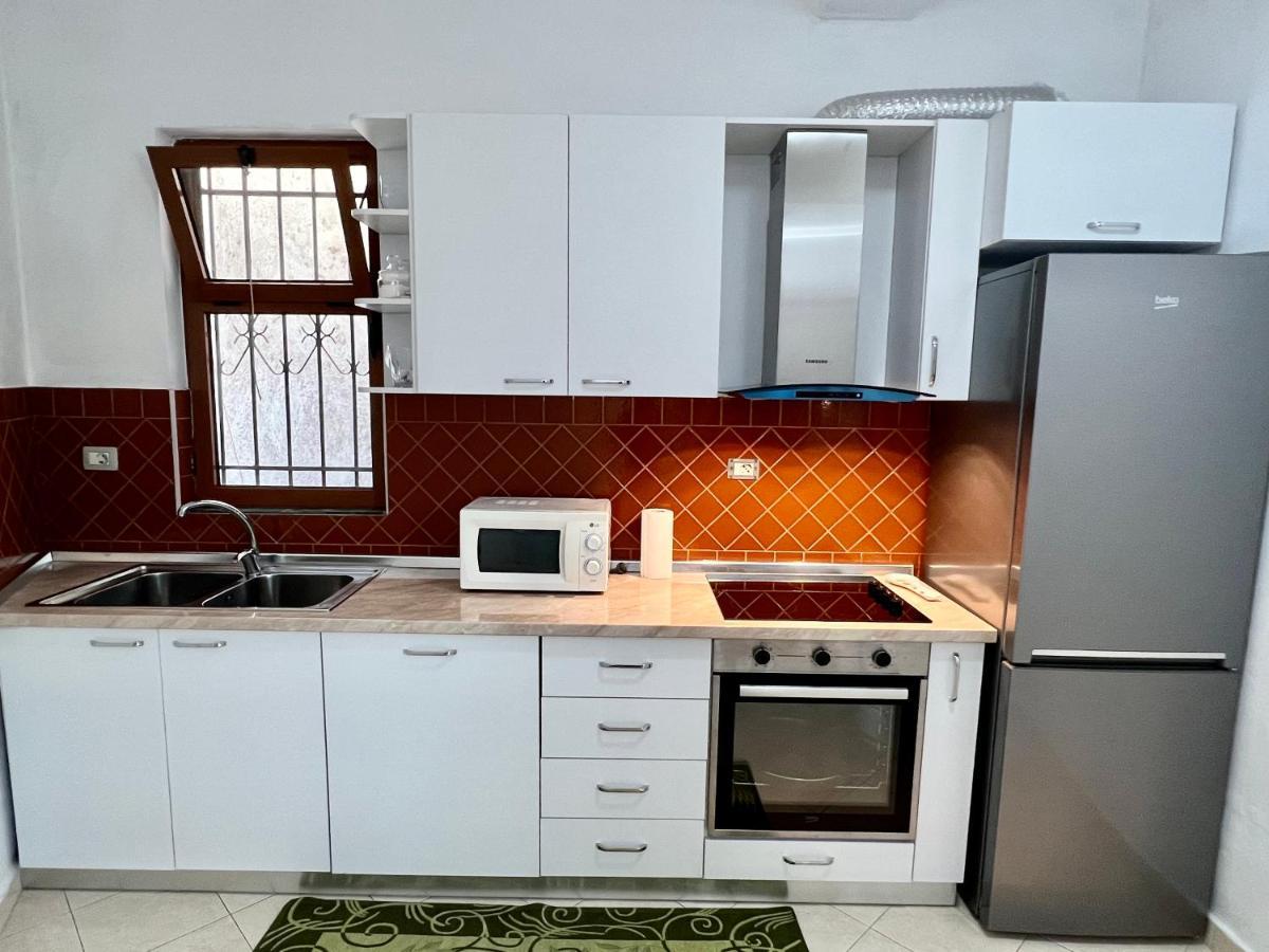 Comfort Home-Apartment Tirana Bagian luar foto